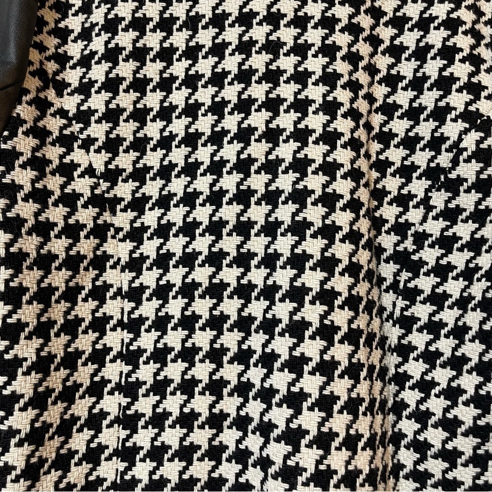 A New Approach a.n.a Womens Cropped Jacket Faux Leather Wool Black White Sz L - Picture 3 of 14